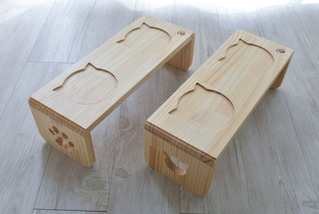 猫顔のフードスタンド