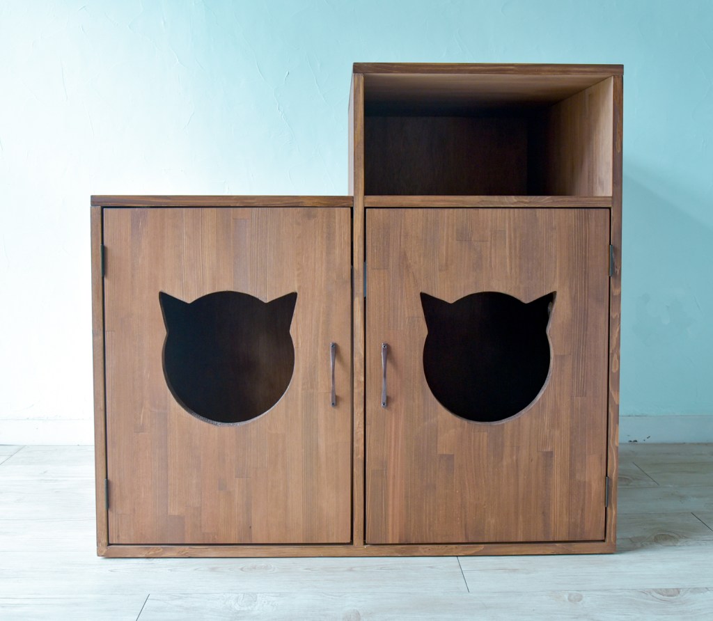 １台２役の猫のトイレカバー