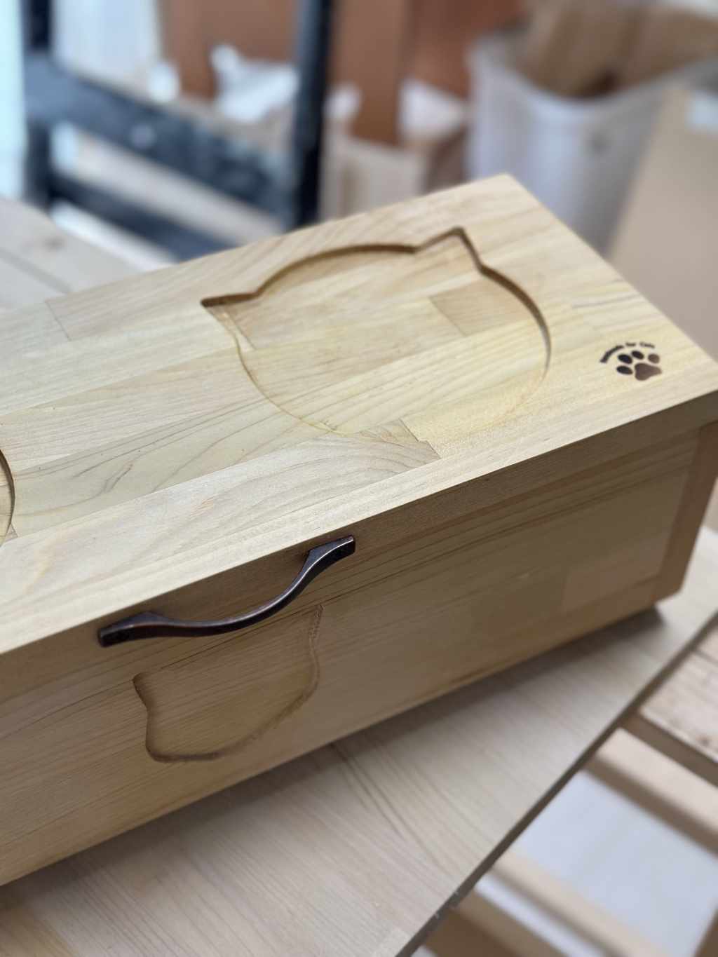 餌台&餌箱　青森ヒバで防カビ・防湿作用