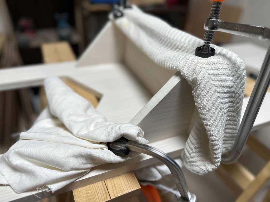 オーダーメイドの猫のトイレカバーハウス