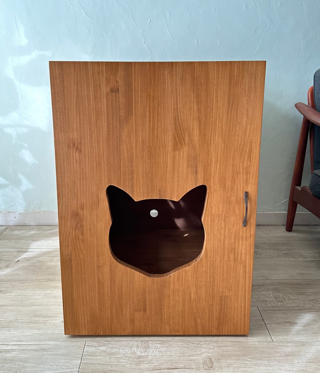 オーダーメイドでご希望サイズの猫のトイレカバーハウス