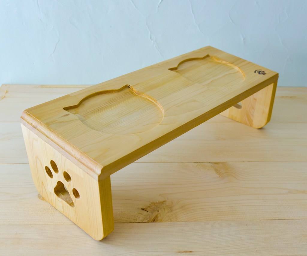 青森ヒバのフードスタンド