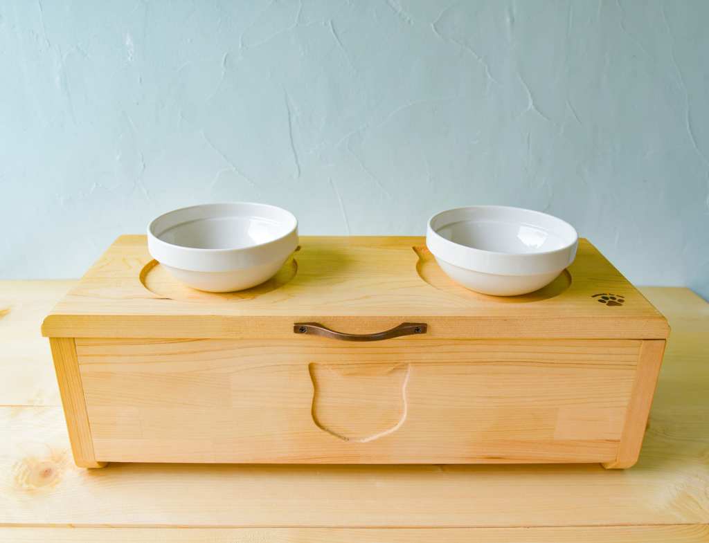 青森ヒバ材の餌台＆餌箱