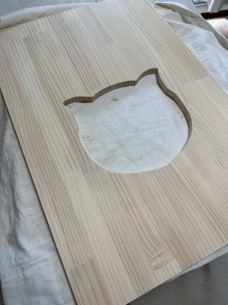 大容量収納付きデオトイレサイズの猫のトイレカバーハウスの扉