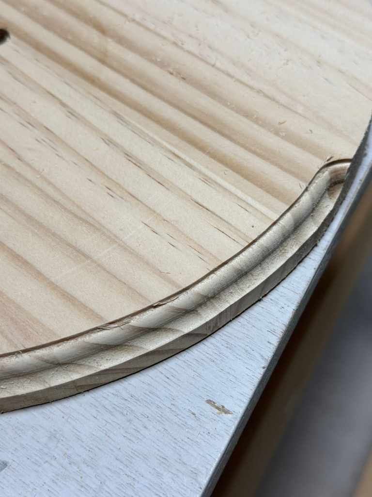 トリマーで飾り加工