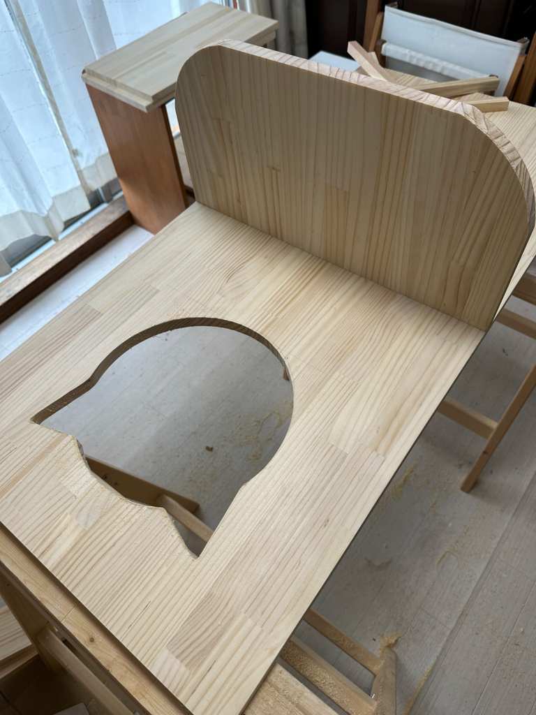 二階建ての猫のトイレカバーハウス