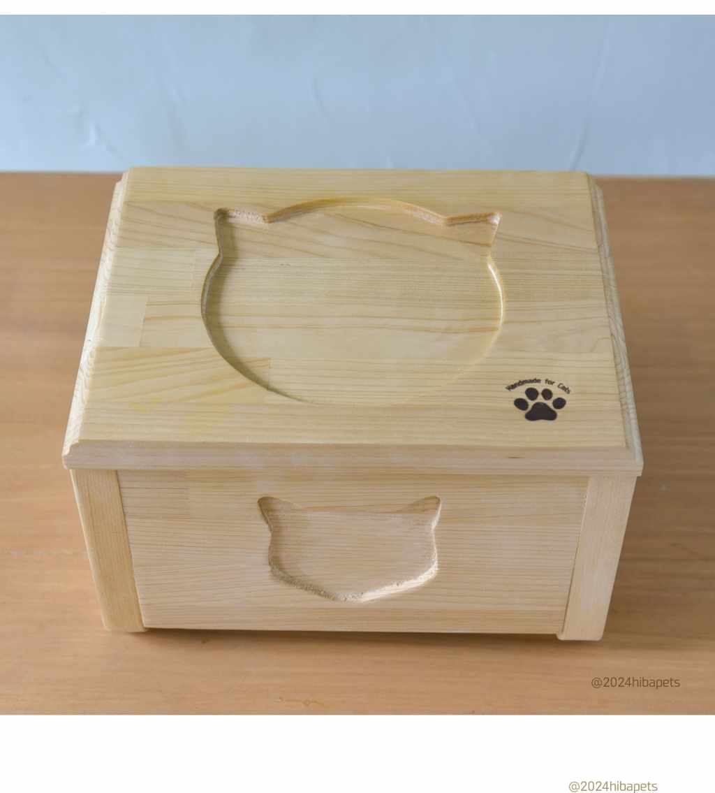 「青森ひばの餌箱＆餌台」by Hiba Pets