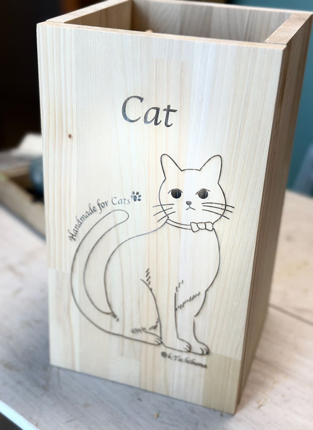 猫のイラストゴミ箱