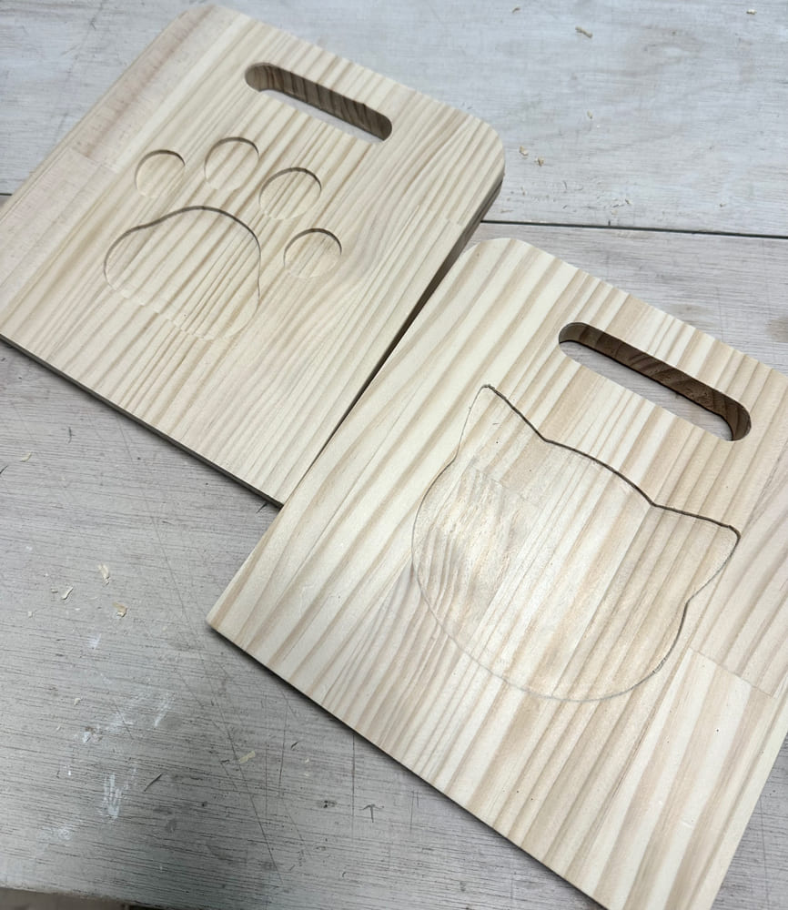 高さが変わる餌台