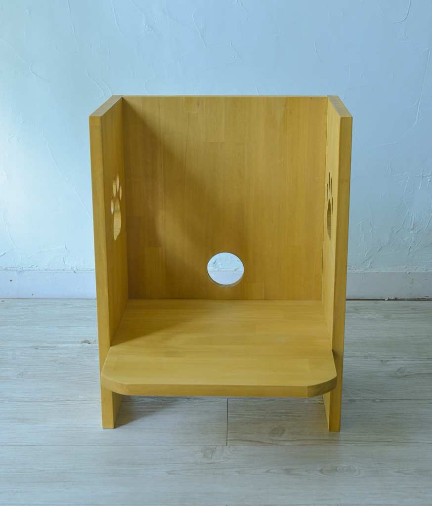 オーダーメイドの自動給餌器カバー