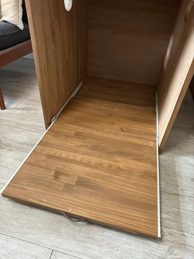 猫のトイレカバーハウス