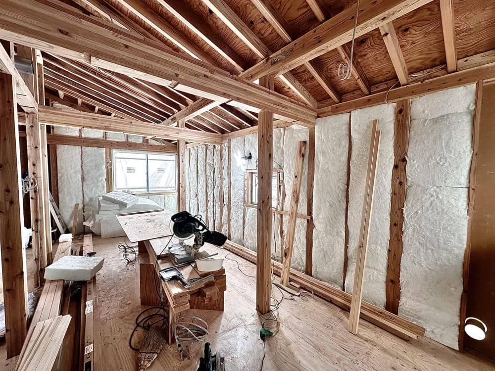 見えないところが一番大事。猫と暮らす家の断熱工事