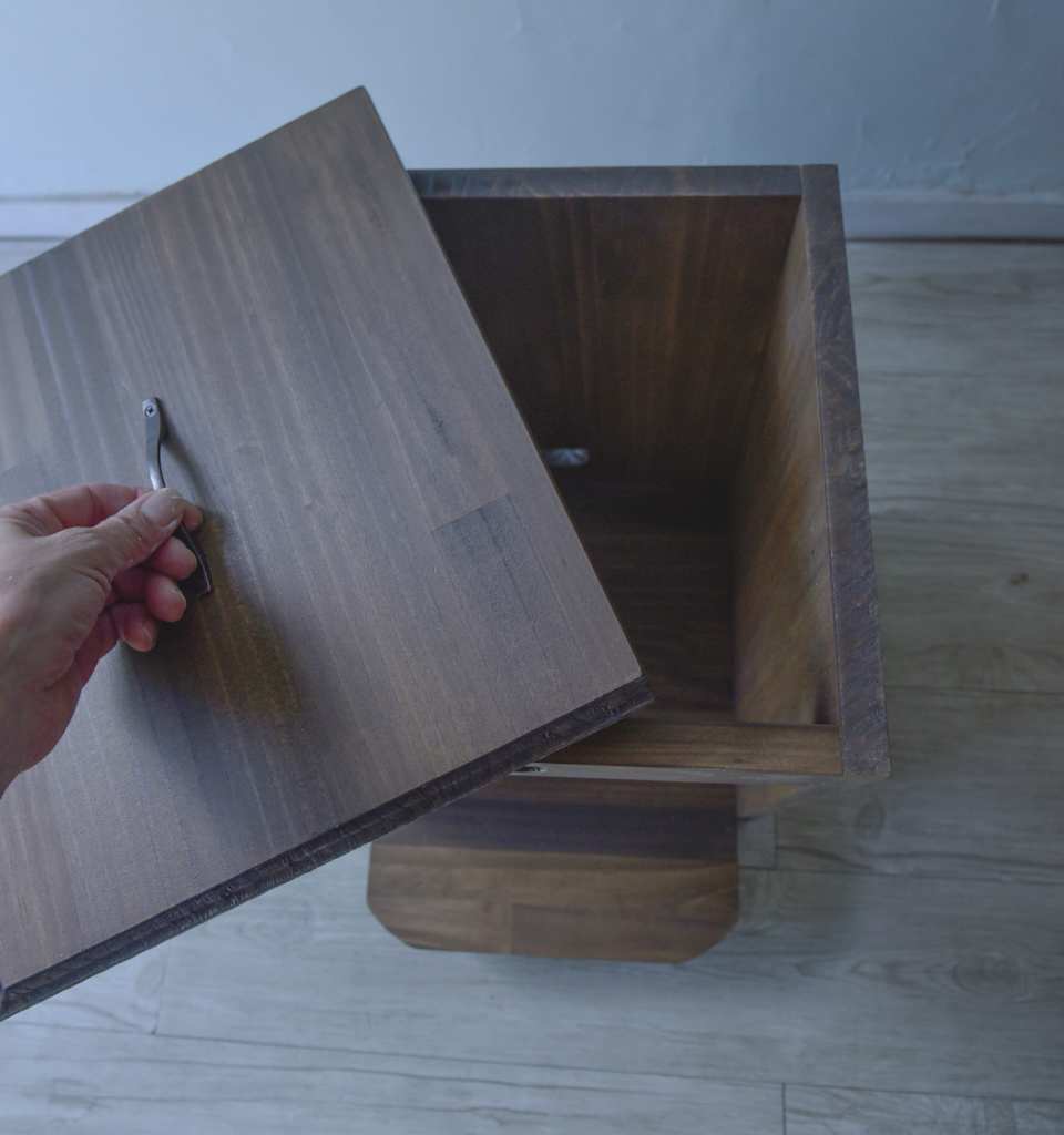 自動給餌器カバー